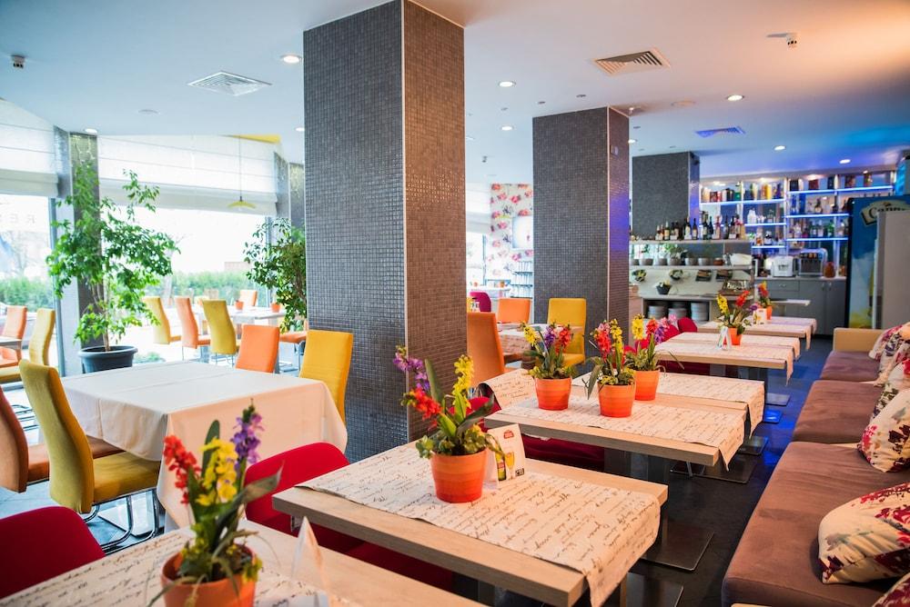 Aqua Hotel Varna ภายนอก รูปภาพ