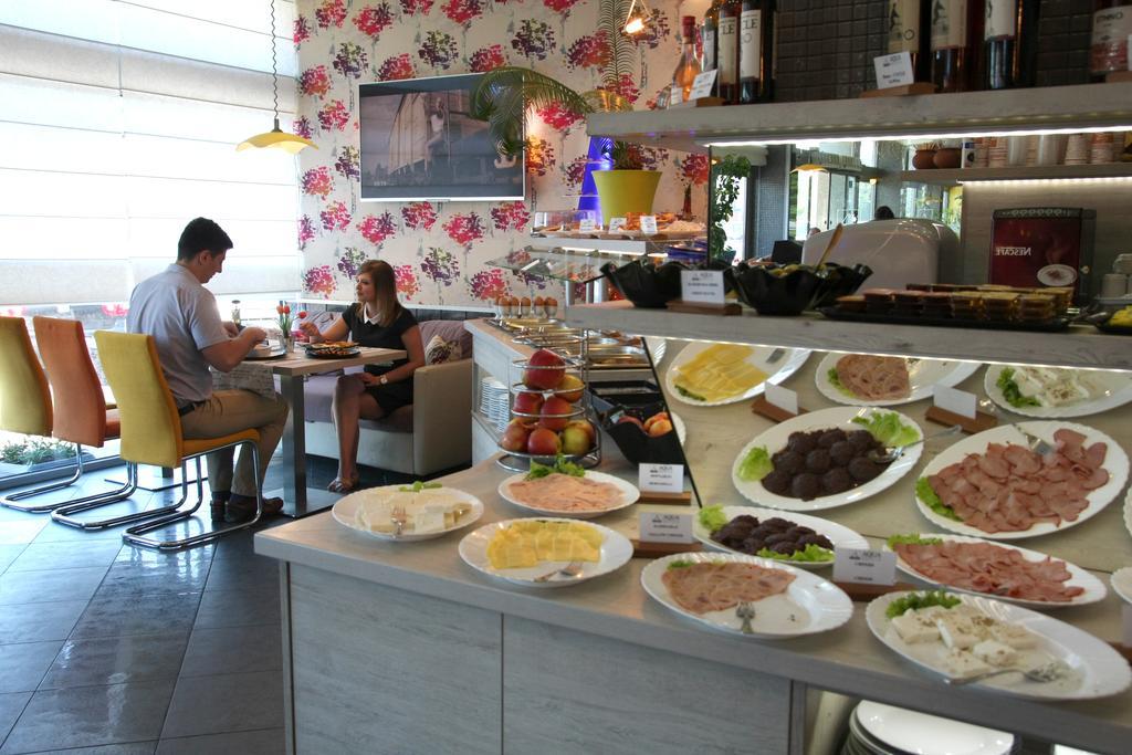 Aqua Hotel Varna ภายนอก รูปภาพ
